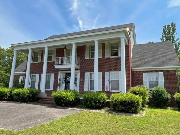 3152 Highway 64 W, Selmer, TN 38375