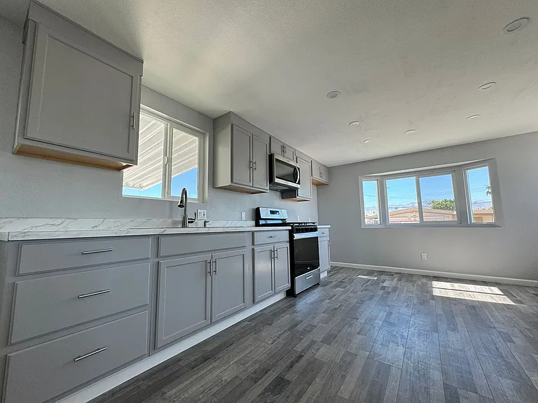 32567 Southern Hills Dr — Photo 3