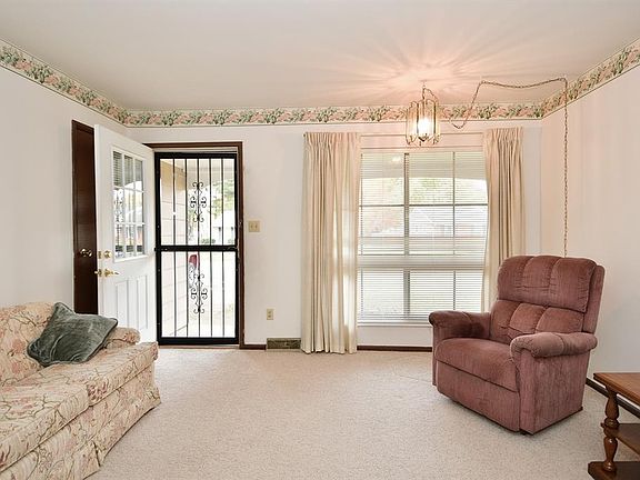 5th image of 1117 Brookside Ln