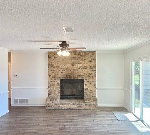 3rd image of 3013 Catalina Dr
