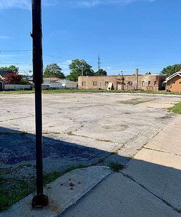 3rd image of 9118 S Kedzie Ave