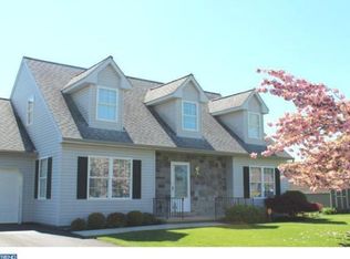 23 Carriage Dr, Wernersville, PA
