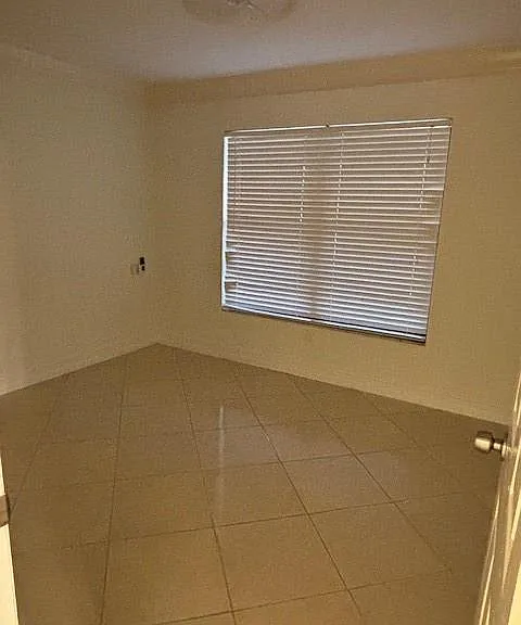 2093 Pine Isle Ln #2093 — Photo 10