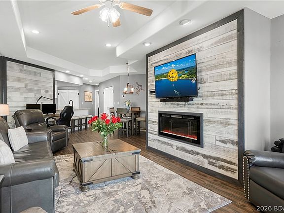 3rd image of 92 Emerald Bay Dr #1C