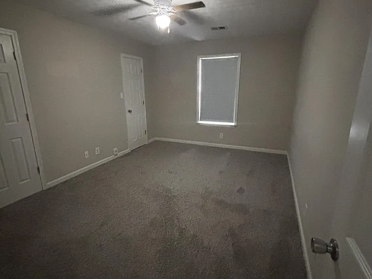 1140 Timothy Ave — Photo 11
