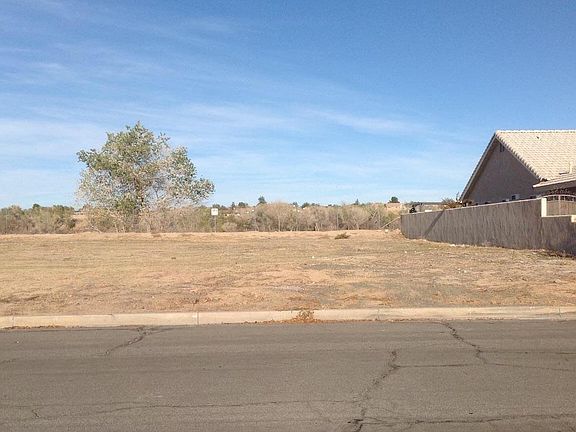 3rd image of 13335 Riverview Dr