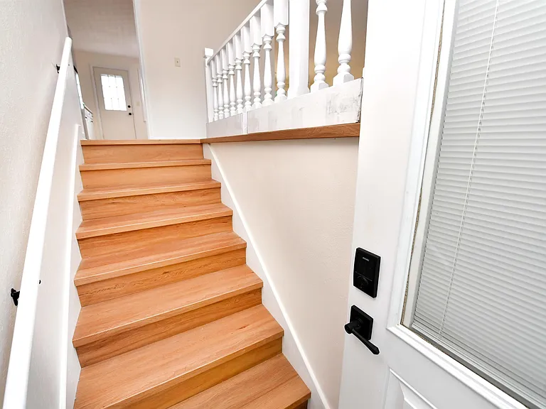 6915 N Flamingo Ct — Photo 2
