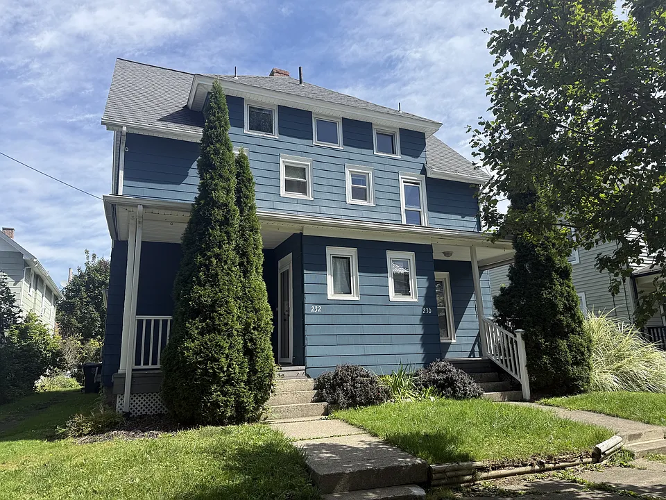 230 Hallock St #1