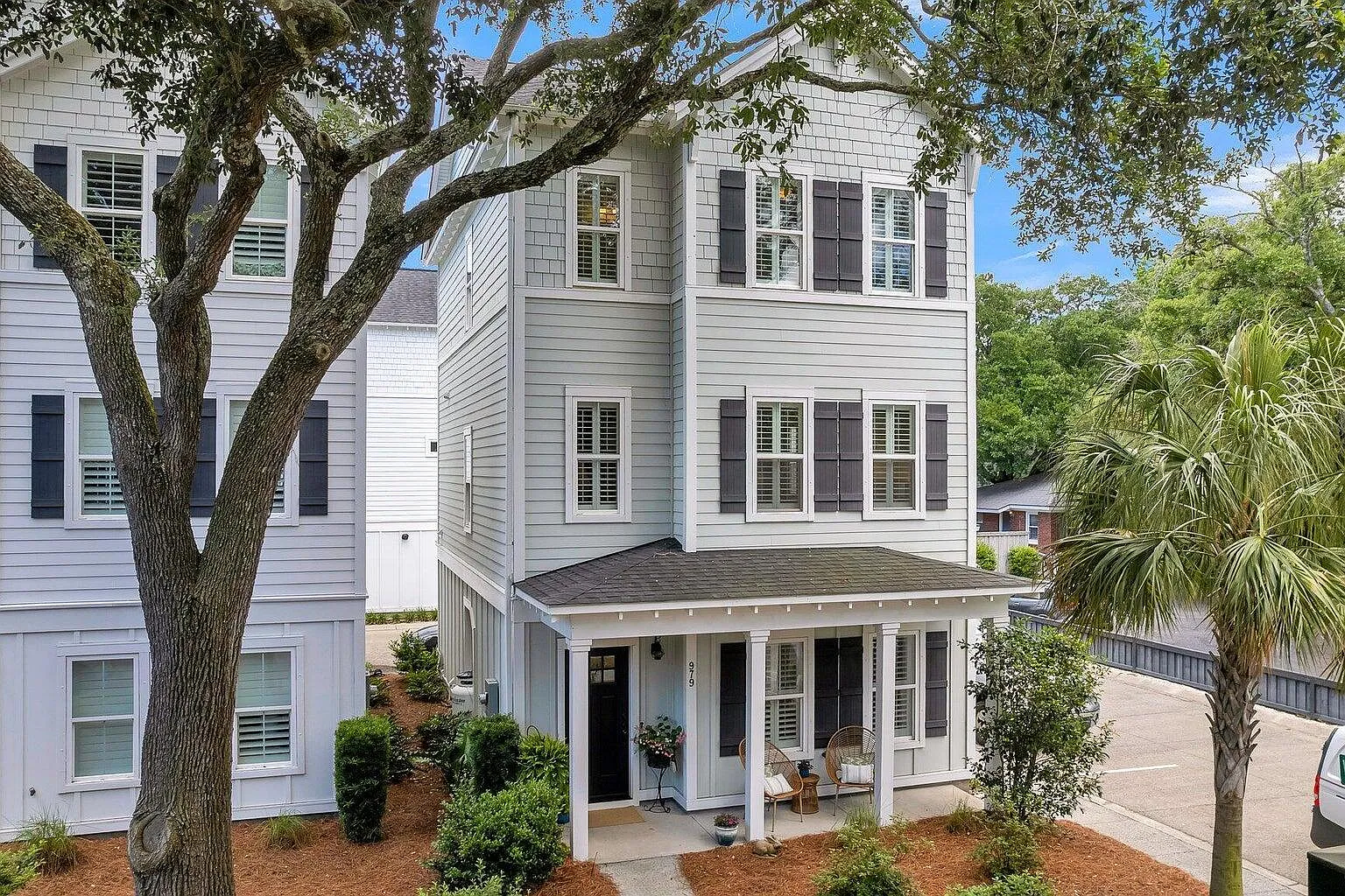 3 bed, 3.5 bath, 1774 sqft, $4,500 — Photo 1