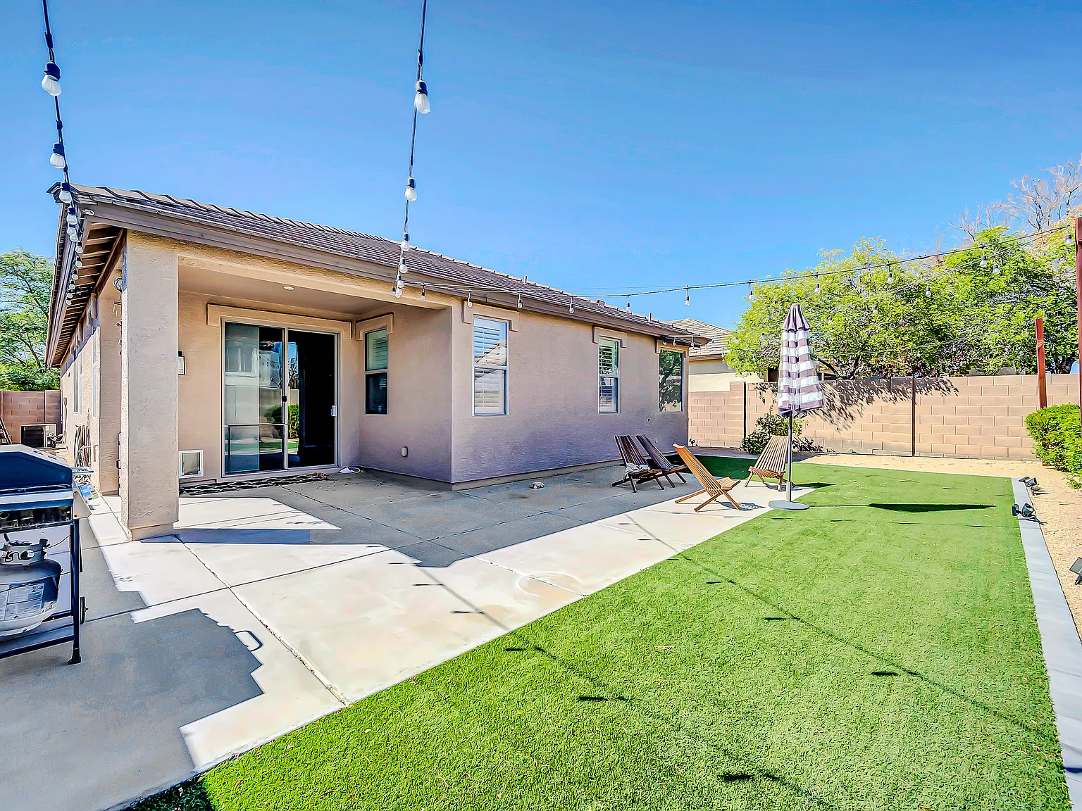 4 bed, 1818 sqft, $2,275 — Photo 4