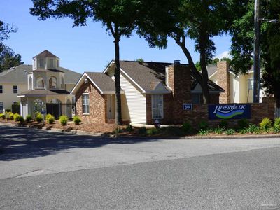 501 E Burgess Rd APT G1, Pensacola, FL, 32504