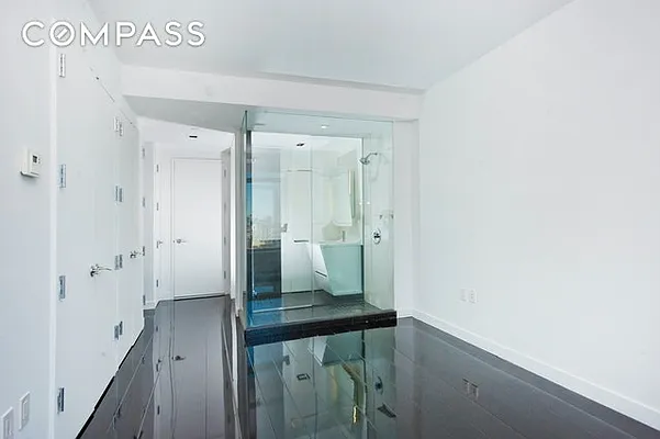 Rented by Compass | media 14