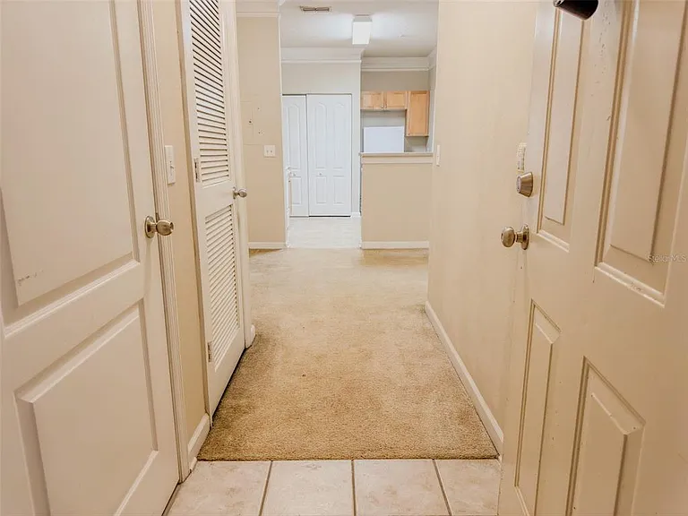 8818 Villa View Cir #204 — Photo 4