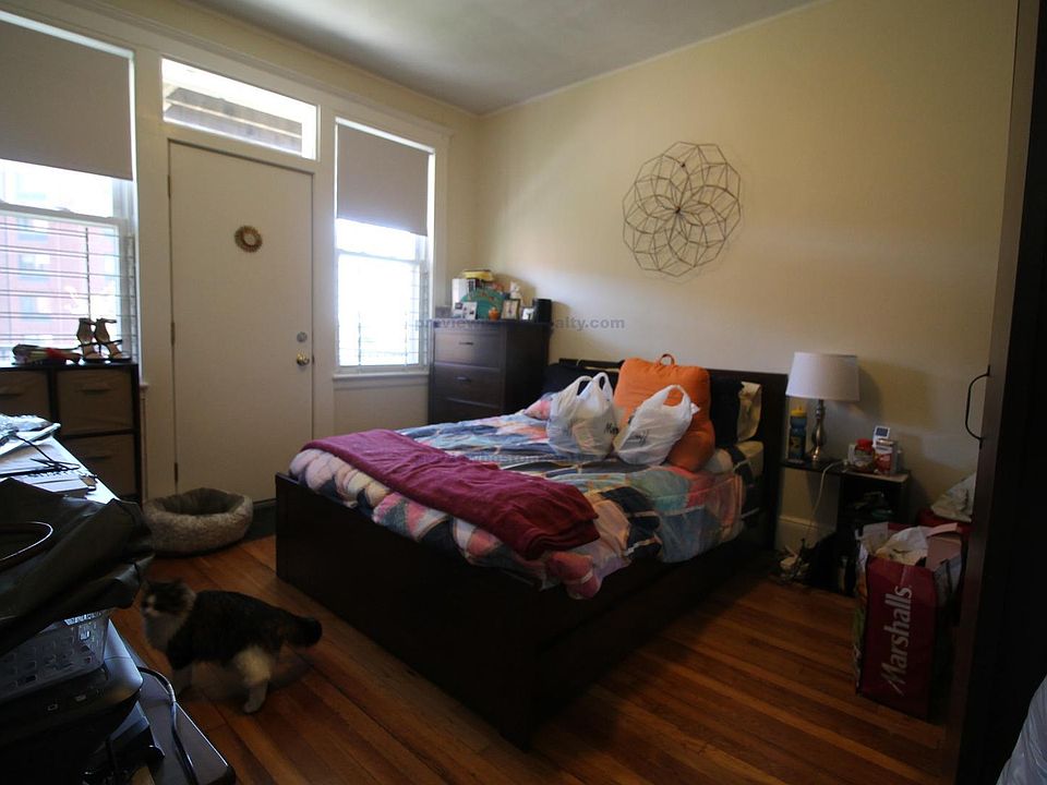 1st image of 1630 Commonwealth Ave #Rc7