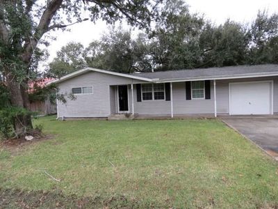 1361 Bassett St, Orange, TX, 77632