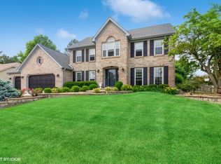 403 Knoch Knolls Rd, Naperville, IL 60565