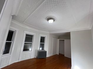 91-33 115th St, Richmond Hill, NY 11418