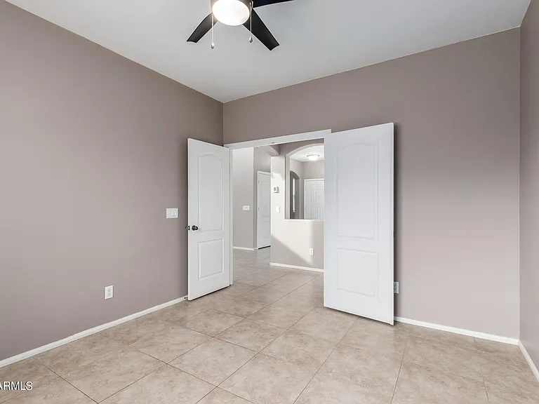 40747 W Robbins Dr — Photo 21