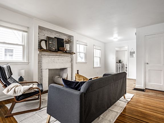 5th image of 4325 E 34th St