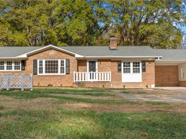 126 McCoy Rd, Reidsville, NC 27320