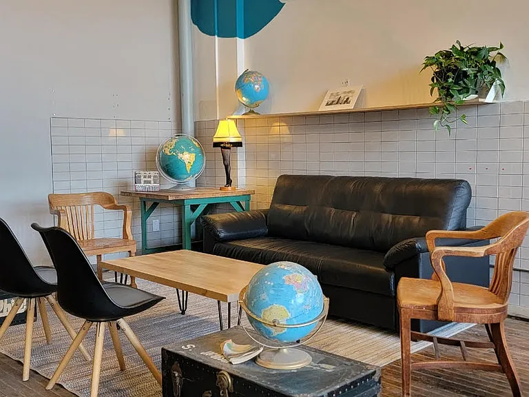 Building's Lounge