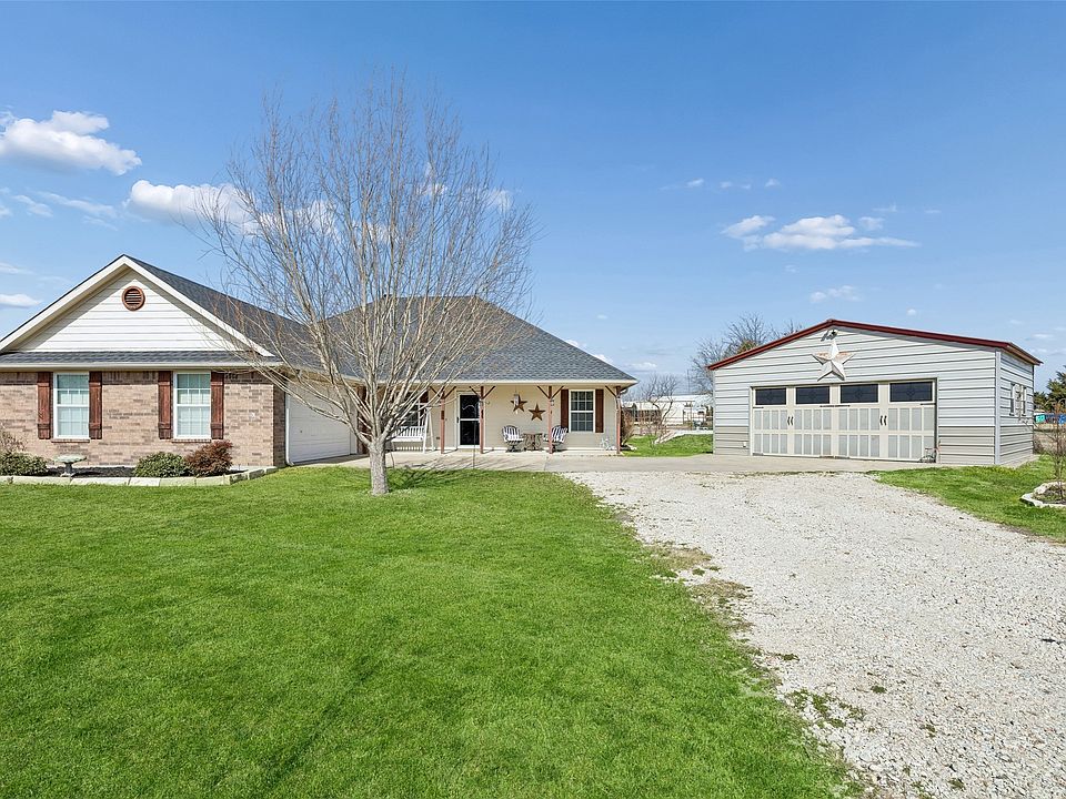 1st image of 4852 J R Ct