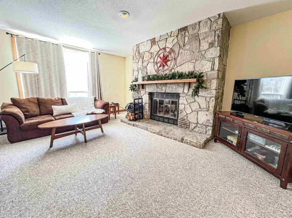 B-22 Sportscenter Village Way #B-22, Dover, VT 05356