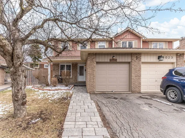 3025 Oslo Cres, Mississauga, ON L5N 1Z8