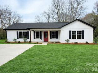 2166 Reeves Rd, Lancaster, SC 29720