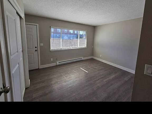 3rd image of 3315 McKinley Ave #4