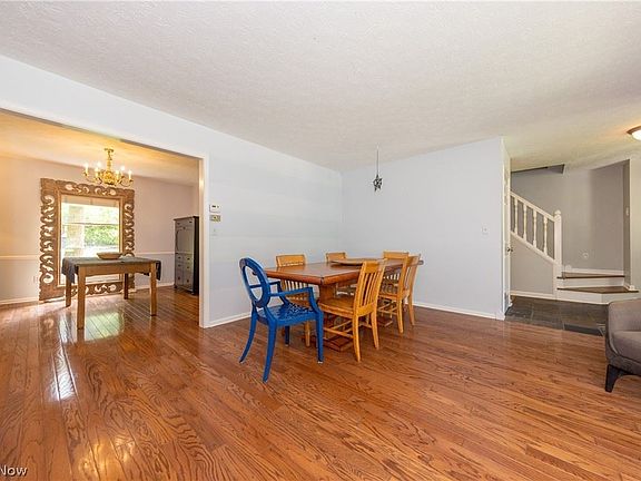 4th image of 168 Elm Ct