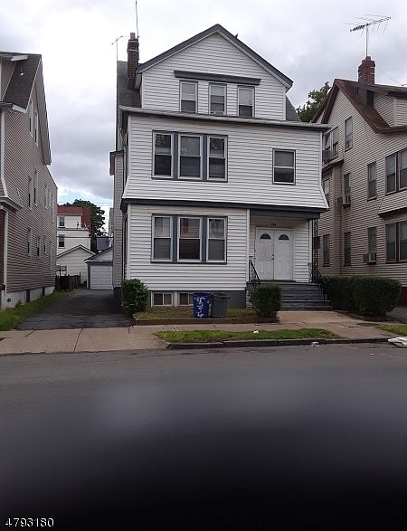 1st image of 554 So Clinton St