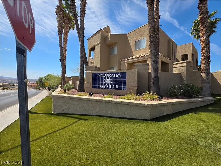 2200 Highpointe Dr #201 — Photo 35