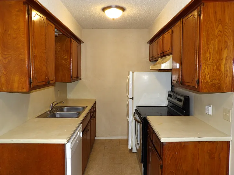 6401 NW Oak Ave #A-3 — Photo 9