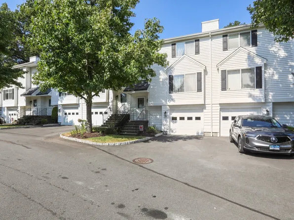 10 South Street #29, Danbury, CT 06810