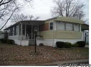 1135 Crestwood Dr, Lima, OH 45805