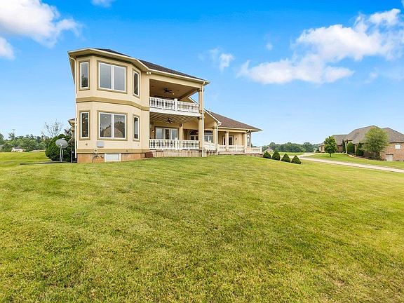 4th image of 6012 Dalhousie Dr
