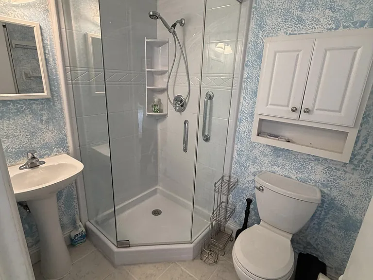 2520 Pansey Ln #D — Photo 18