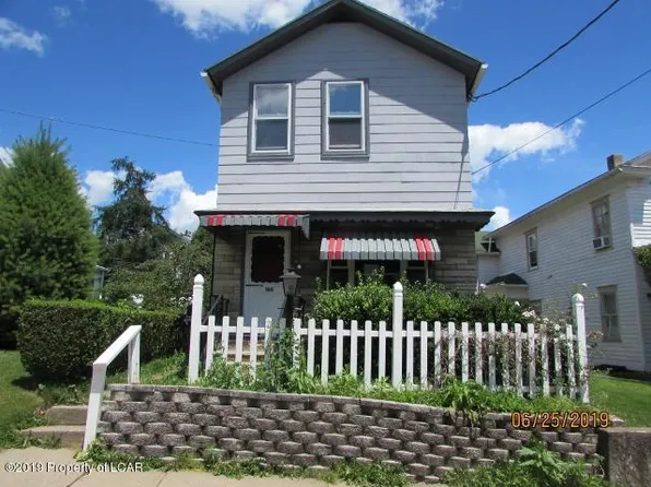 160 Center Ave, Plymouth, PA 18651