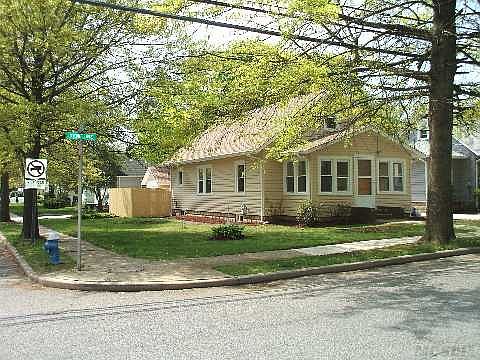1st image of 636 Stowe Ave