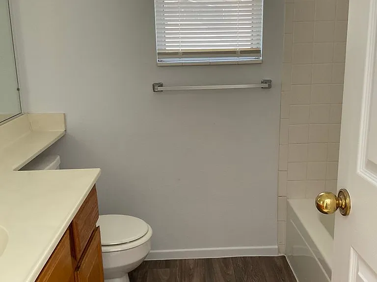 6061 Stonecreek Dr — Photo 18