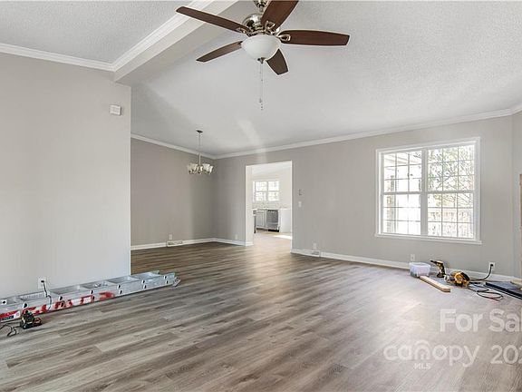 5th image of 4886 Grey Stone Ln