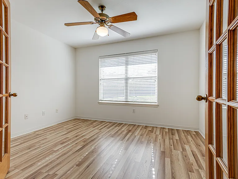 Office / Entertainment Room