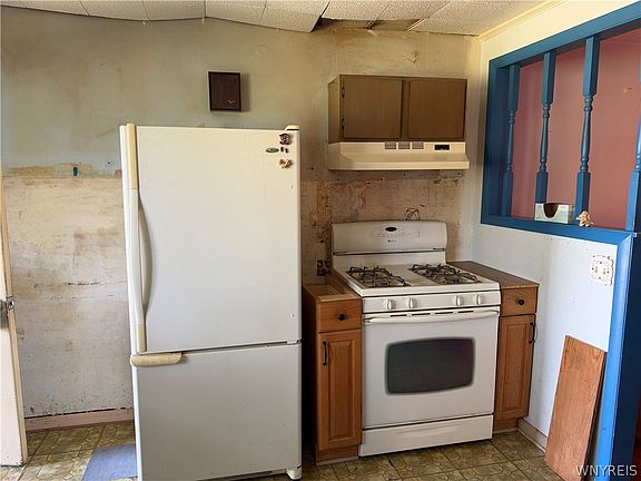 3rd image of 139 Bright St