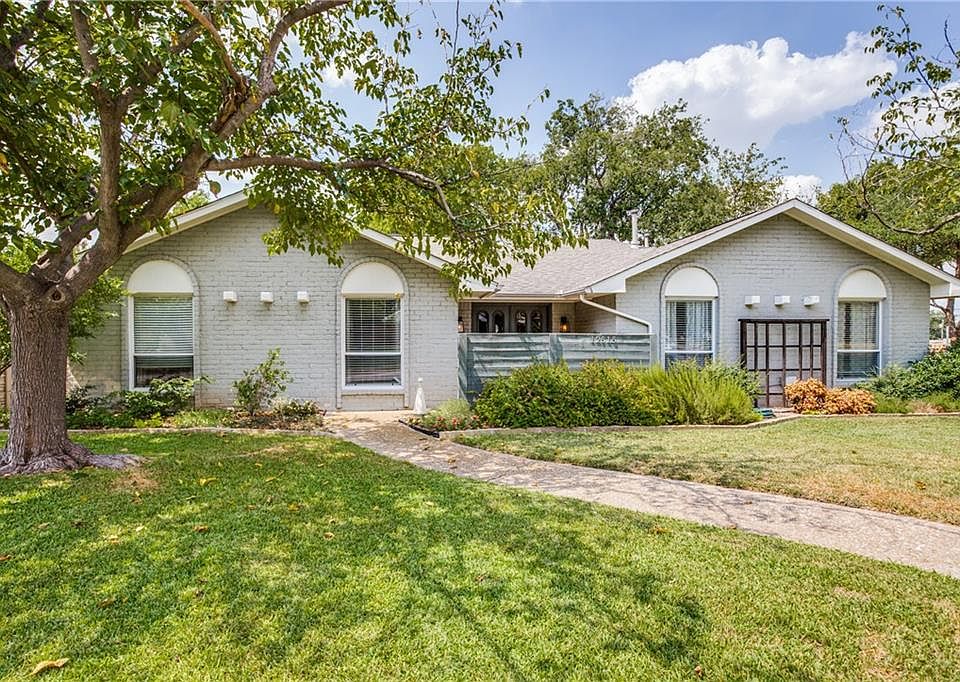 1st image of 12515 Lochmeadows Dr