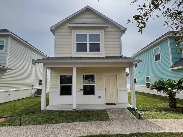 140 Lavaca Cir, Rockport, TX 78382