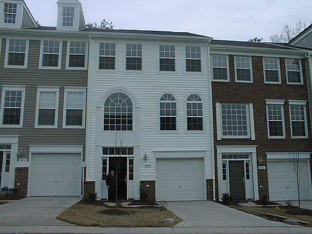 5414 Vista View Court