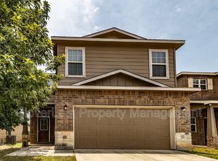 450 Harvest Point, Selma, TX 78154