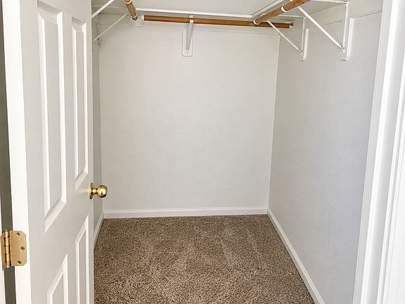 4th image of 226 Paseo Montura
