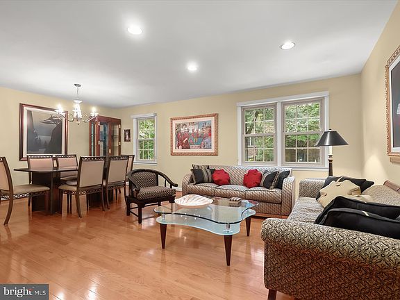 2nd image of 5936 Dorchester Way